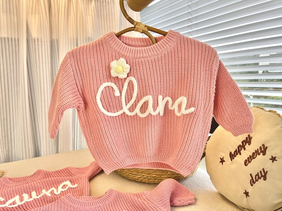 Pull pour bébé personnalisé brodé à la main, cadeaux de baby shower, pull pour tout-petit, pull pour enfant avec nom, cadeaux d'anniversaire pour enfants, cadeau pour bébé - France