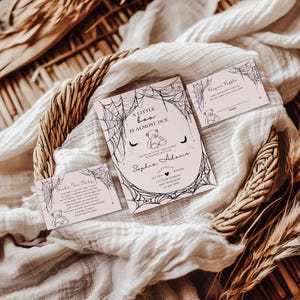 Een klein boe-geroep is bijna klaar uitnodigingsset babyshower, Halloween-uitnodiging babyshower, spookachtige babyshower-uitnodiging, BEWERKBARE sjabloon, canvas