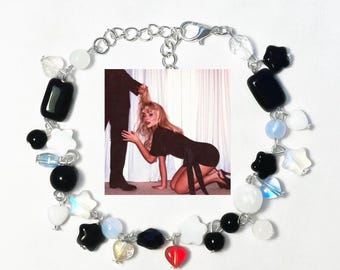Man's Best Friend Bracelet/Cute Bracelet/Blue Bracelet/White Bracelet/Sabrina Carpenter Bracelet/Aesthetic Bracelet/Renee Rapp Bracelet
