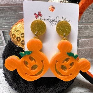 Mickey Pumpkin Earrings - Halloween Mickey Mouse Inspired Lightweight Acrylic Dangle Drop Jewelry - Hypoallergenic Fish Extender Gift bild 1