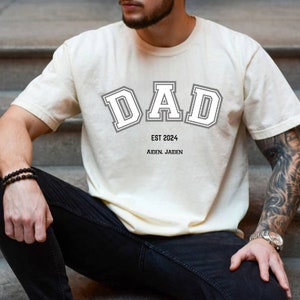 Custom mom and dad shirts kids name Comfort Colors new dad and mom shirt  Est 2024 New mom and dad gift pregnancy reveal Dad Mom to be
