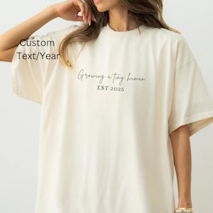 Growing A Tiny Human Soon To Be Mom Comfort Colors Shirt Im Pregnant Daughter Expecting Mom Gift Pregnancy Reveal Baby Announcement Ideas