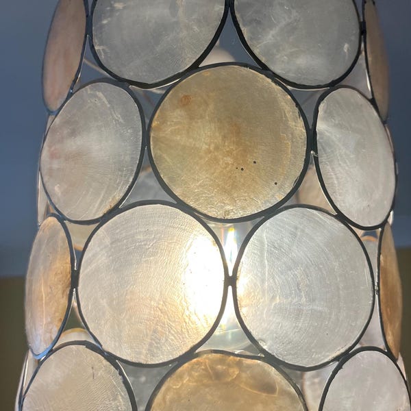 Abat-jour vintage en nacre de Capiz | Petit abat-jour cylindrique en nacre naturelle | Décoration bohème bord de mer | Abat-jour fait main en nacre