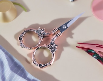 Daisy Embroidery Scissors, Vintage Style Scissors, Mini Scissors, Quilting Scissors, Sewing Tools, Craft Scissors, Gift for Quilters