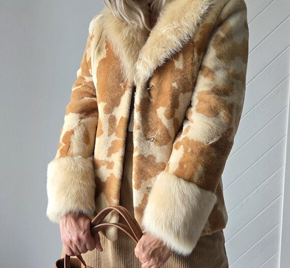 Vintage Shearling Coat Real Sheepskin Jacket Spot… - image 16
