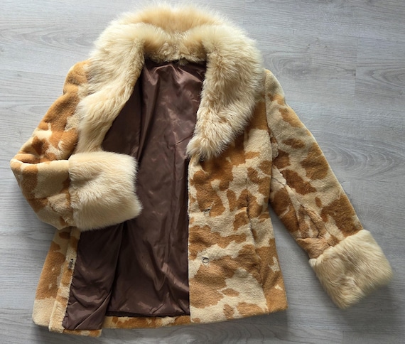 Vintage Shearling Coat Real Sheepskin Jacket Spot… - image 17
