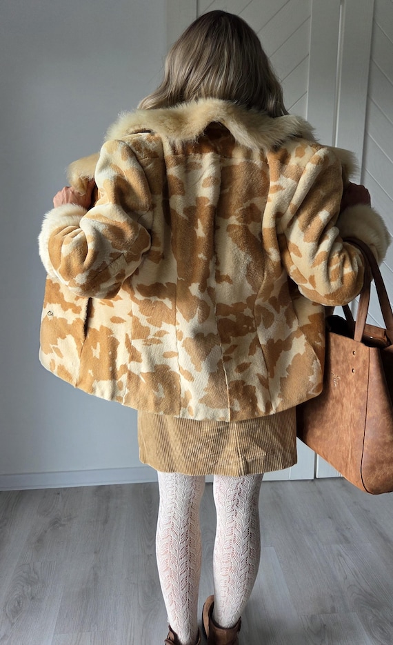 Vintage Shearling Coat Real Sheepskin Jacket Spot… - image 13