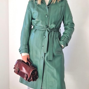 S M Beau manteau long en cuir vert véritable manteau en cuir vintage des années 80 90 en cuir véritable vert pour elle Manteau moyen doux avec ceinture