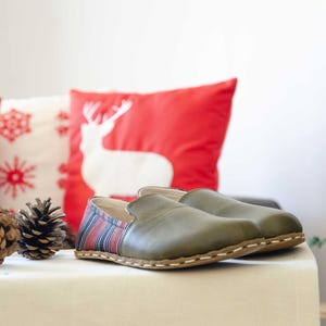 Handmade Kutnu Leather Barefoot Shoes: Turkish Yemeni Flats