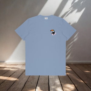 T-Shirt Spring Toucan | Soft Embroidered Cotton | Animal Cute Design | Casual Comfort Wear | Ideal Gift |  Unisex Animal Lover Shirt
