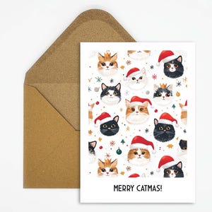 Buon Catmas! Divertente cartolina di Natale con gatti con cappelli di Babbo Natale, cartolina per gli amanti dei gatti per gli auguri di Natale con animali come decorazione