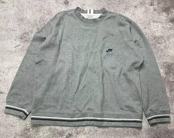 Sudadera Nike gris vintage estilo pulóver talla XL ropa deportiva informal