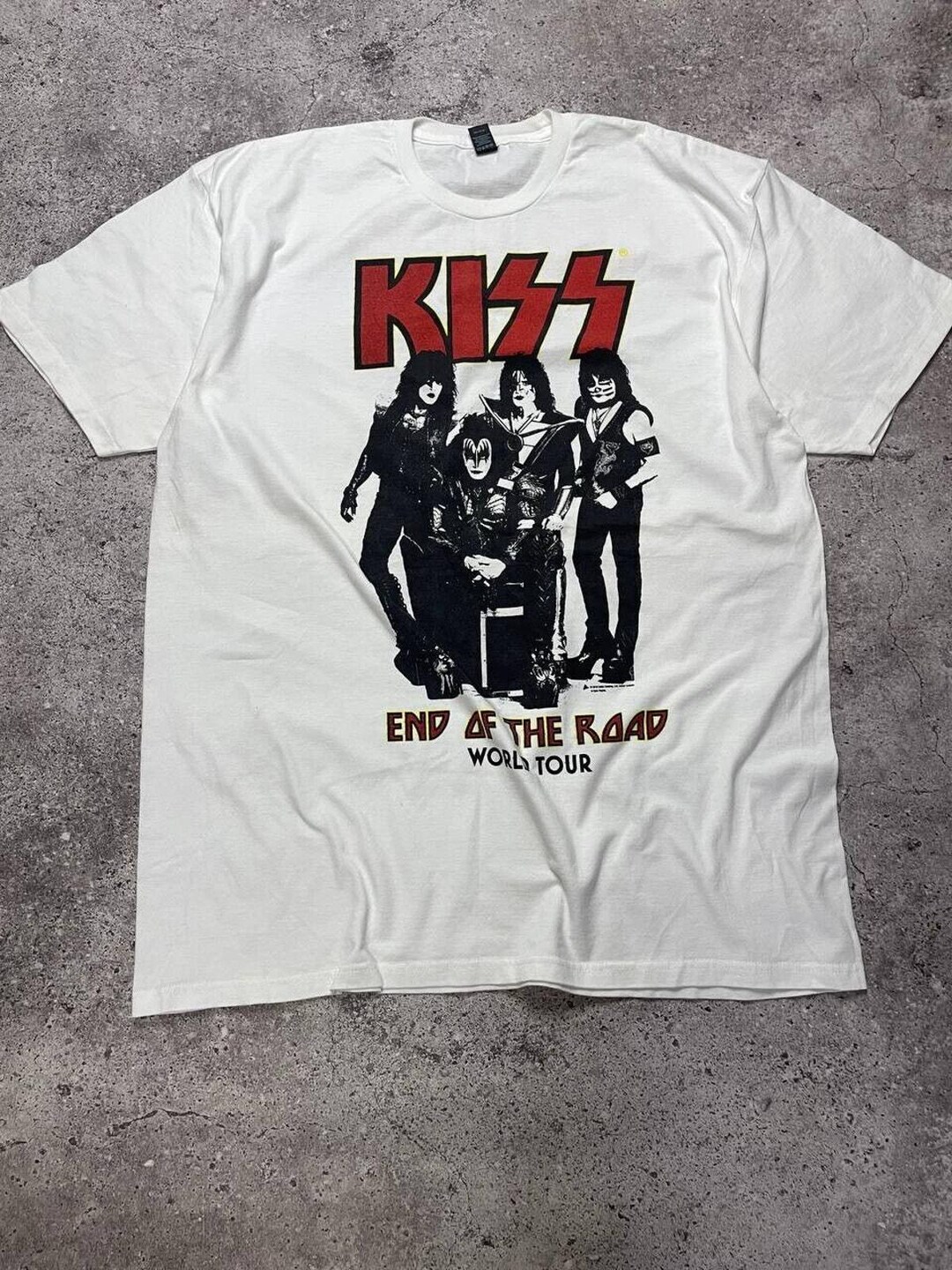 Vintage KISS Band XL White T-shirt End the Road World Tour Rock