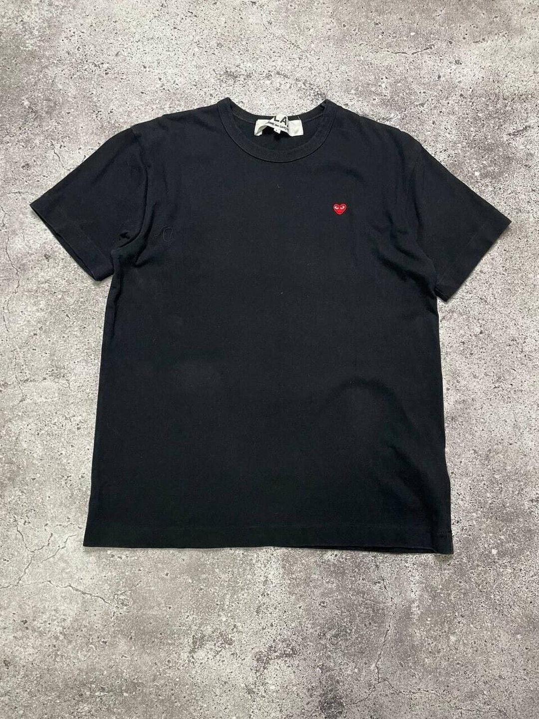 Vintage Comme Des Garcons PLAY Black T-shirt Heart Logo Minimalist
