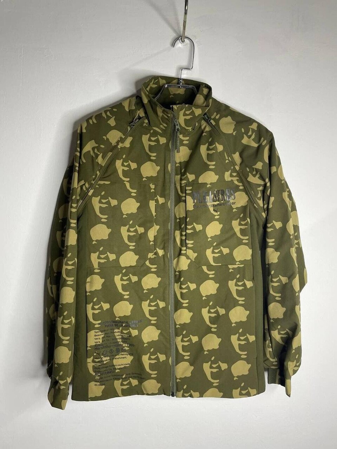 Vintage PUMA X Pleasures Jacket Camo Print Olive Green Lightweight
