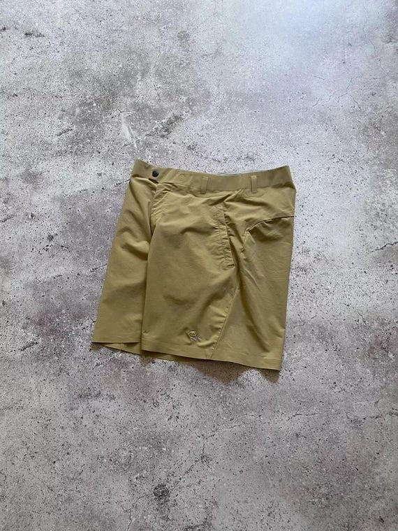 Mountain Hardwear, Vintage Mountain Hardwear Outdoor Trek Shorts Gorpcore