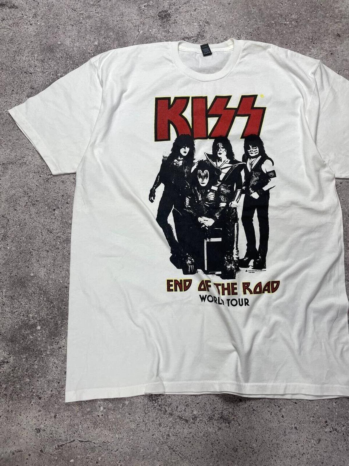Vintage KISS Band XL White T-shirt End the Road World Tour Rock 