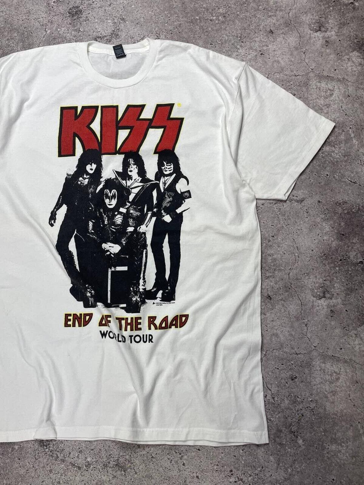 Vintage KISS Band XL White T-shirt End the Road World Tour Rock