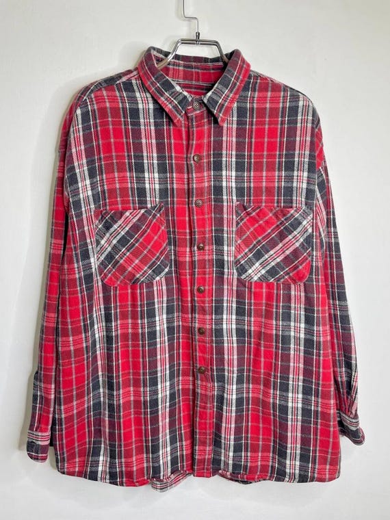 St.John’s Bay heavy flannel shirt Vintage 90s St. John\u0027s Bay Grey Heavyweight Plaid Flannel Shirt
