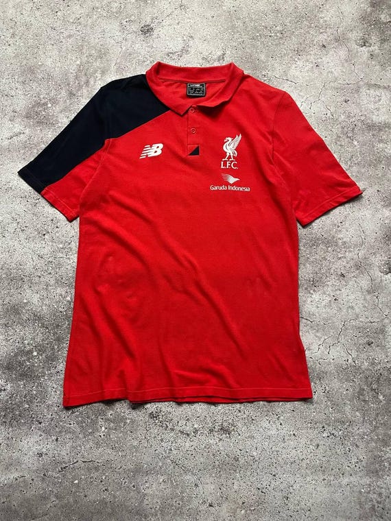 リバプール New Balance シャツ レッド リバプール New Balance シャツ レッド