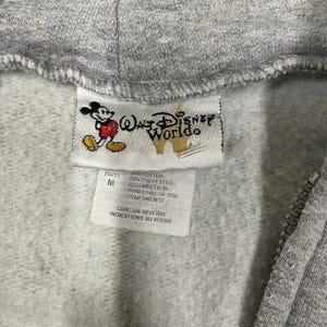 Sudadera con capucha vintage Walt Disney World Mickey Mouse gris con cremallera completa M imagen 2