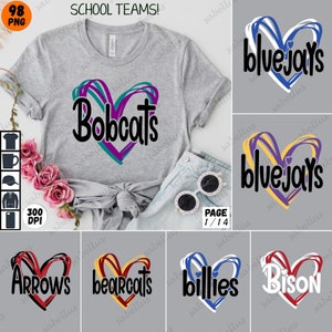 Puede incluir: Un conjunto de 6 diseños digitales que presentan nombres de equipos escolares en forma de corazón con remolinos coloridos. Los nombres incluyen Bobcats, Bluejays, Arrows, Bearcats, Billies y Bison.