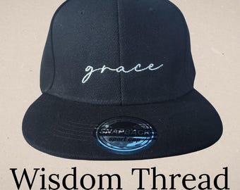 Gorra personalizada Grace bordada: Gorra de béisbol personalizada Christian Snapback - Ropa con temática religiosa