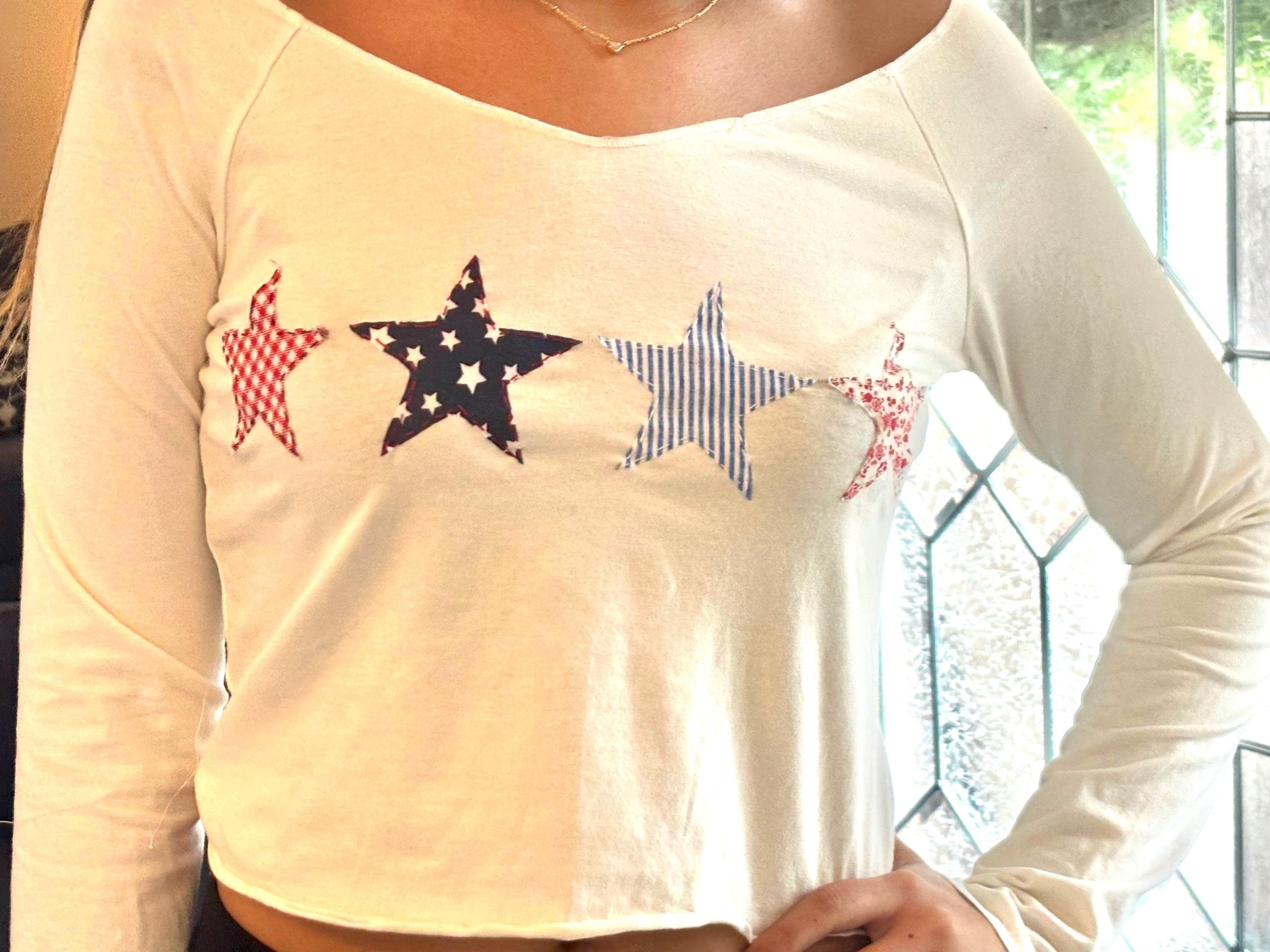 ★hug your skin★ Layered Star T-Shirt Love Dax | Unisex T-Shirt (Adult) – Cure Sanfilippo