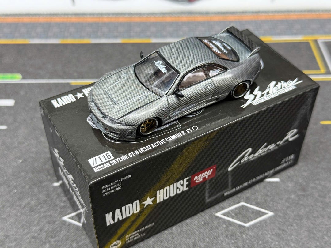 Mini GT x Kaido House R33 カーボン V1 チェイス KHMG116 ダイ