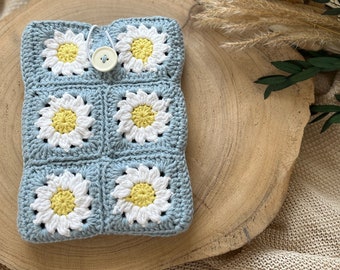 Daisy Kindle Sleeve Floral Padded Book Cover Book accessory Kindle Accessory Book Protector Bookish Gifts Book Bag Book Purse teacher gift