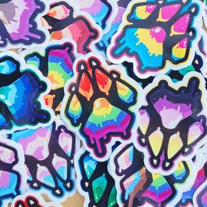 LGBTQ+ Pride Flag Paw 5 inch schattige waterdichte vinyl harige sticker, Queer Gay Animal Paw Print, Lesbian, Trans, WLW, MLM, Enby, Ally, Bi