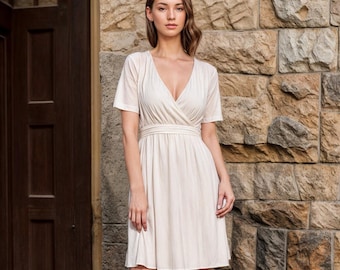 Modello di cucito per mini abito Surplice, Cottagecore, taglie forti (modello PDF)