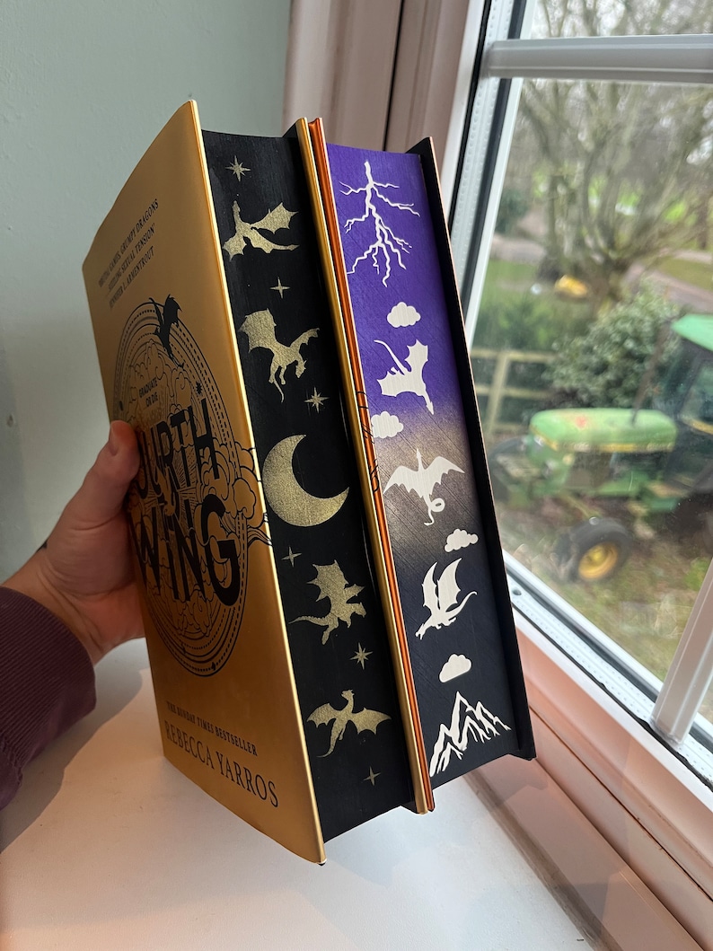 Iron Flame Fourth Wing Hardback Book Special Edition Custom Handpainted Sprayed Edges Rebecca