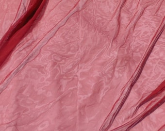 Rode tule stof 50x50cm voor het maken van ondergoed - Elastisch aan beide zijden