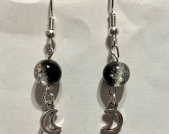 Shadowheart Inspired Moon Earrings: Cracked Glass Bead, Gothic Cosplay