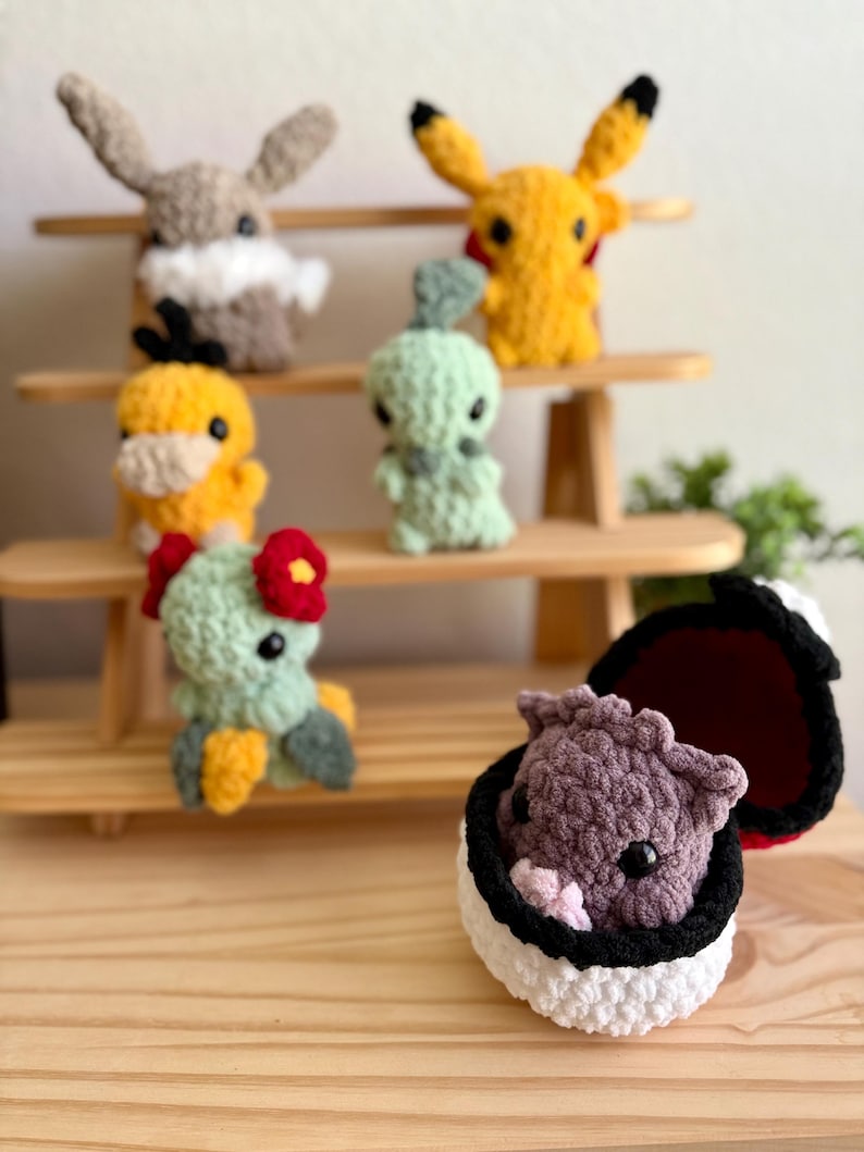 Virkmönsterpaket med Pokémon, utan sömnad och med låg sömnad i PDF-format (7 mönster) bild 1