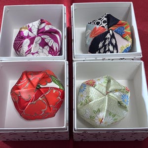 Japanese Small Incense Container Box Floral Case Pure Silk Accessories Earrings Change Coin Made in Japan Matcha Tea Ceremony Craft List3
