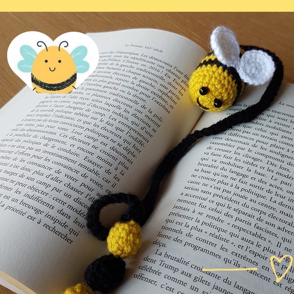 Crochet bee bookmark with bell