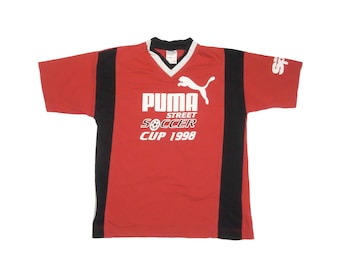 Vintage PUMA Street Soccer Kika Authentic T-shirt Red Athletic Tee