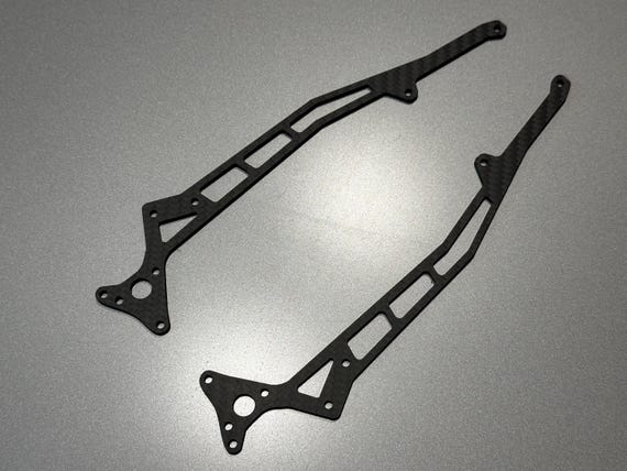 ら*ね様 最終値下げです‼️3レーシング　SAKURA D5mr オプション少し KIT-SAKURA D5MRGA 3RACING Sakura D5 MR (Midship) (Gold/Green