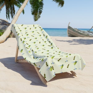 Summer Cocktail Beach Towel, Adult Martini Bath Pool Towel, Birthday Vacation Bachelorette Gift, Picnic Towel, Swim Gym Travel Towel
