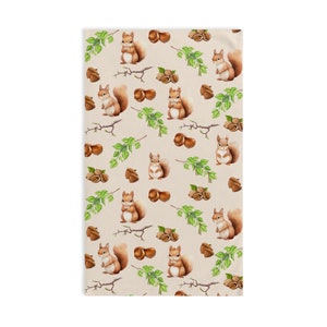 Woodland Squirrel Hand Towel, Kitchen Bathroom Home Decor, Spring Summer Tea Towel, Mothers Day Birthday Gift, Housewarming Hostess Present