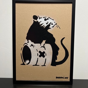 BANKSY (d’après) : Superbe Pochoir sur Carton -Encadré- Seulement 50 exemplaires.
