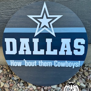 Dallas cowboys | Front Door decor | Welcome sign | Dallas cowboys decor | Front Door wreath | football door hanger | NFL | Dallas team decor