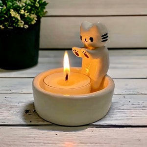 Adorable Kitten Warming Paws Candle Holder - Charming Home and Wedding Desktop Decoration, Perfect Table or Bookshelf Candles