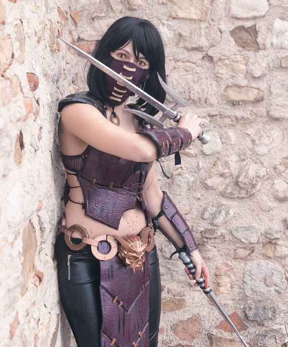Mortal kombat female costumes discount