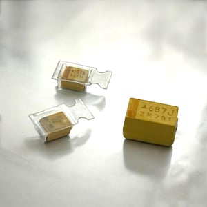 Gameboy Color Tantalum Capacitor Replacement Kit for Nintendo GBC - Full Set Includes Sound & Power Capacitors for Enhanced Mod Performance