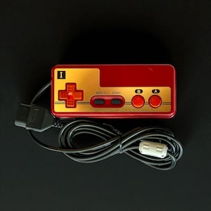 Famicom Shell NES Controller: Custom Red Buttons & New Cable