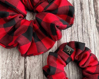 Buffalo Plaid Hair Scrunchie, Red Black Checkered Hair Tie, Soft Handmade Hair Accessory for Messy Bun & Ponytail, Cozy Rustic Gift for Her