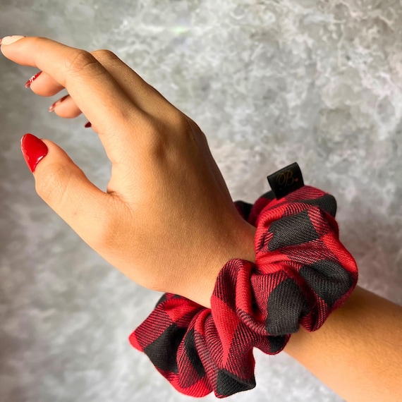 Buffalo Plaid Scrunchie - Red & Black Checkered Hair Tie  display picture 1